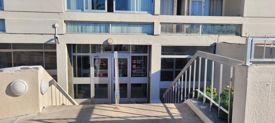 1 Bedroom Property for Sale in Humewood Eastern Cape